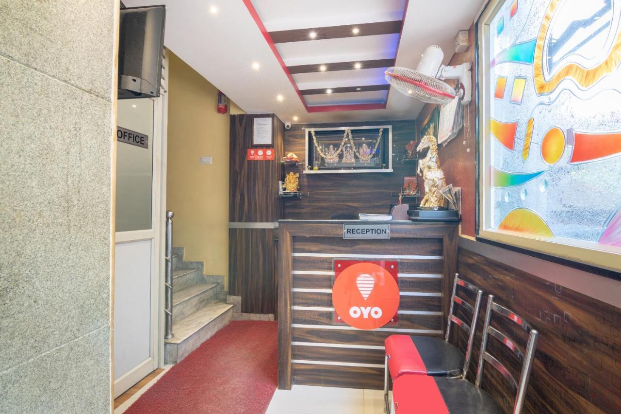 Готель Oyo 13594 Mathrushree Residency Бенґалуру Екстер'єр фото